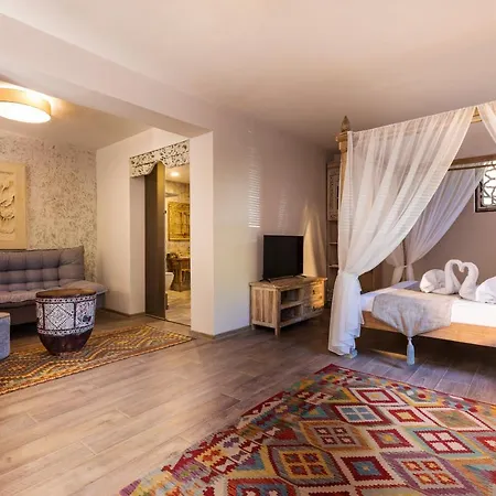 Horizont Hotel 2*